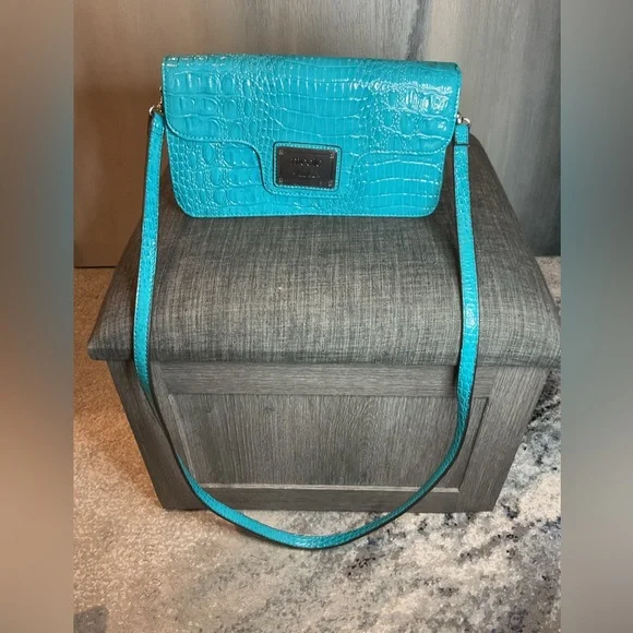 Nicole Miller Turquoise Croc-Embossed Satchel – Vibrant Teal Handbag - Picture 7 of 8